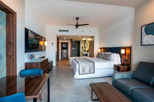 Partial Ocean View Junior Suites at the Hotel RIU Palace Kukulkan